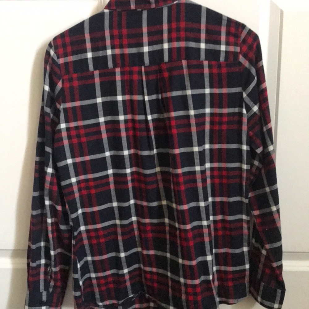 Button down - Picture 2 of 2